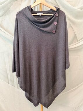 Kate & Mallory Charcoal Gray Knit Poncho